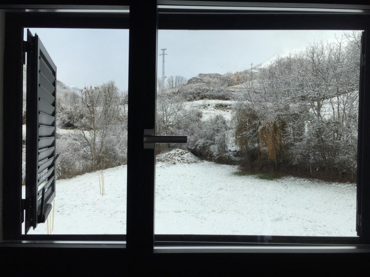 Casa Llop A Pauels, Vall Fosca Pauls de Flamisells Luaran gambar
